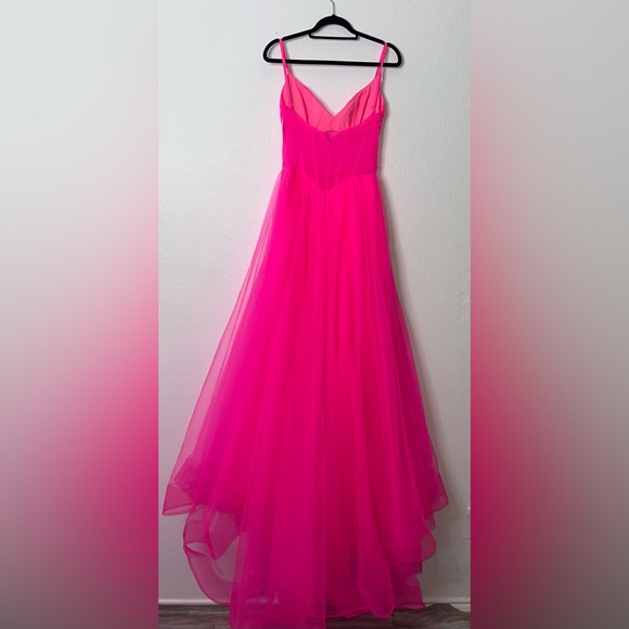 ❌ SALE❌ LA FEMME Exquisite Tulle A-Line Gown 10 - Picture 7 of 13
